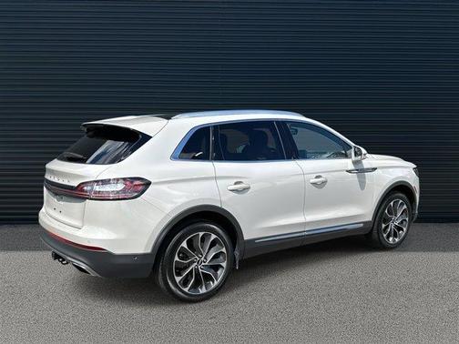 2021 Lincoln Nautilus Reserve