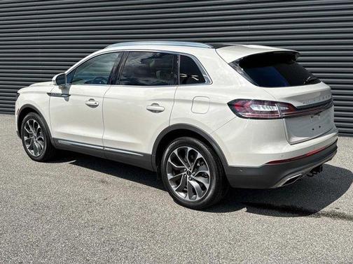 2021 Lincoln Nautilus Reserve