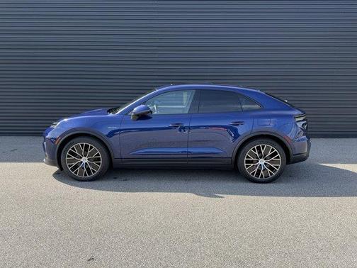 Blue Metallic 2025 Porsche Macan 4