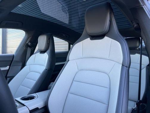 2026 Porsche Taycan 4