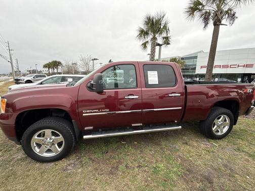 2013 GMC Sierra 2500 Denali