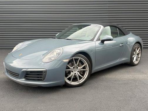 2017 Porsche 911 Carrera