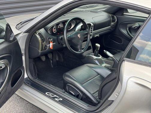2002 Porsche 911 GT2