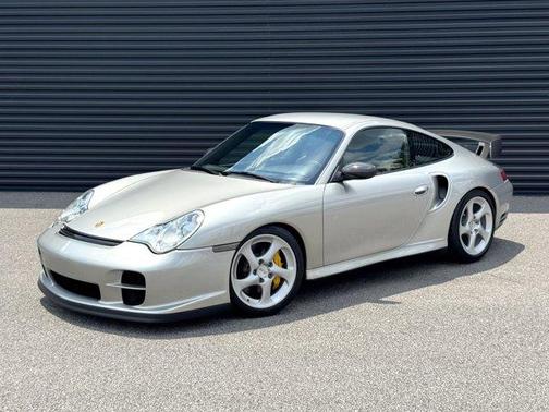 2002 Porsche 911 GT2
