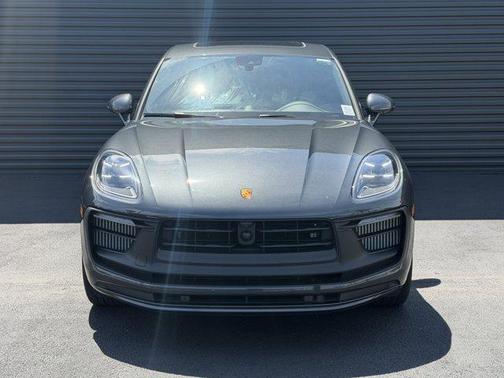 Volcano Grey Metallic 2023 Porsche Macan GTS