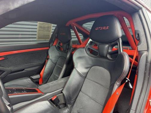 Lava Orange 2016 Porsche 911 GT3 RS