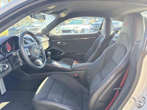 2025 Porsche 718 Cayman GTS 4.0