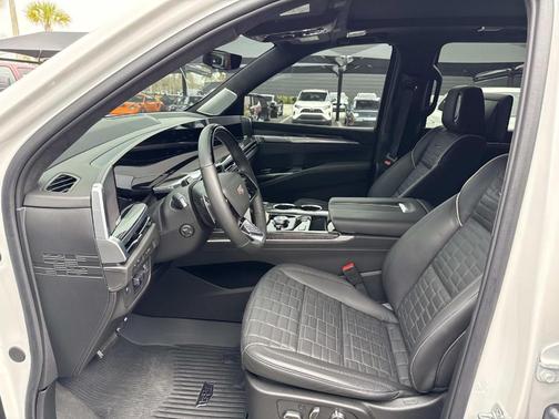 2025 Cadillac Escalade V-Series