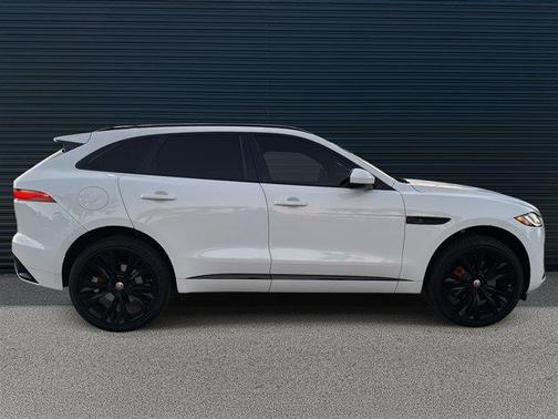 2023 Jaguar F-PACE R-Dynamic S