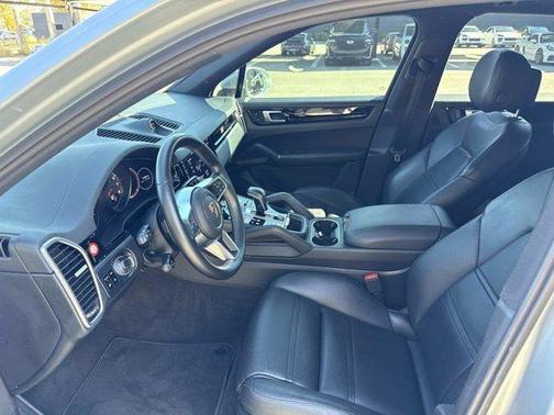 2020 Porsche Cayenne Base