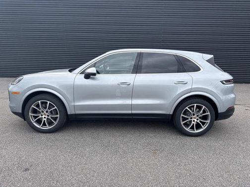 2026 Porsche Cayenne Base