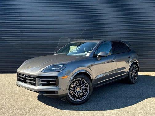 2025 Porsche Cayenne Base