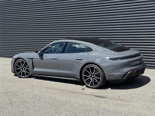 2025 Porsche Taycan 4