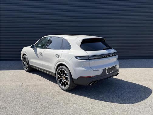 2026 Porsche Cayenne Base