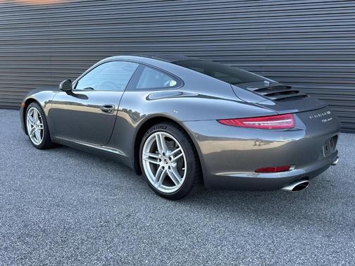 2012 Porsche 911 Carrera