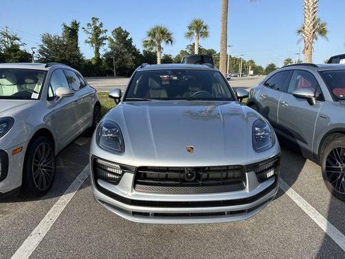 2025 Porsche Macan S