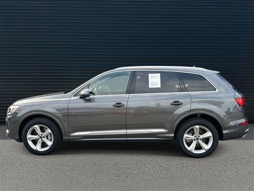 2025 Audi Q7 55 Premium