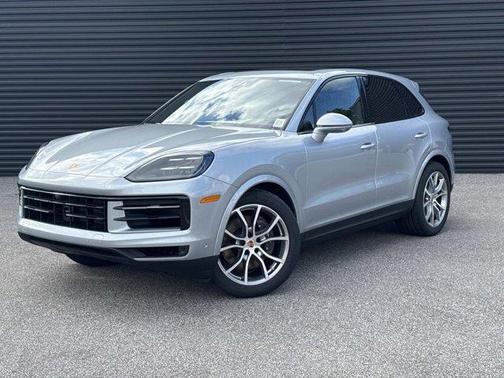 2026 Porsche Cayenne Base