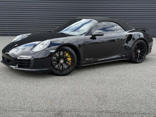 2015 Porsche 911 Turbo S