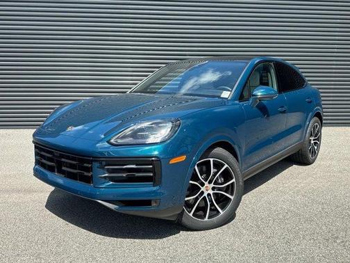 2025 Porsche Cayenne AWD