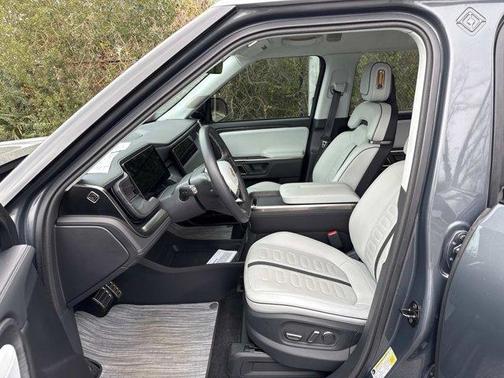 2023 Rivian R1S Adventure Quad Motor Large Pack