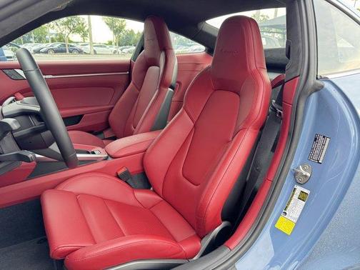 2023 Porsche 911 GT3 w/Touring Package