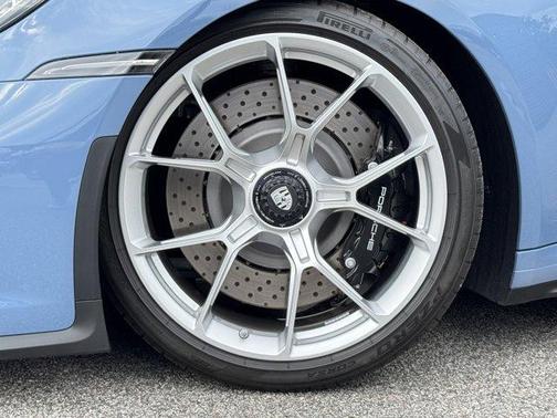 2023 Porsche 911 GT3 w/Touring Package