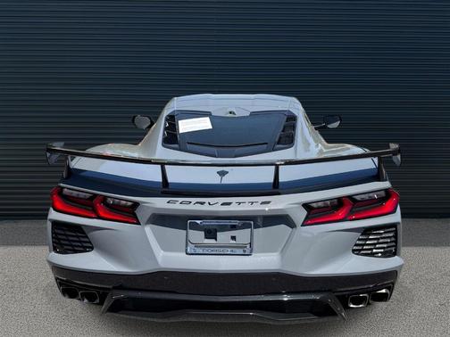 Sea 2025 Chevrolet Corvette Stingray w/2LT