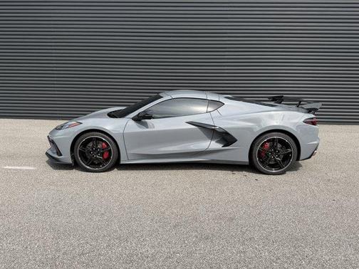 Sea 2025 Chevrolet Corvette Stingray w/2LT