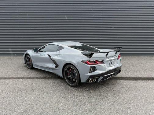 2025 Chevrolet Corvette Stingray w/2LT