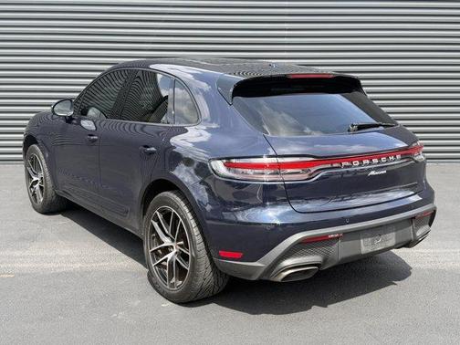 Night Blue Metallic 2023 Porsche Macan Base