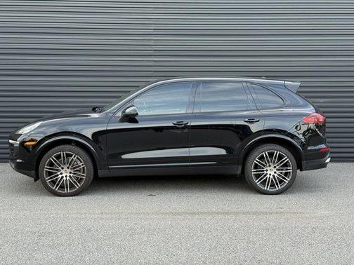 2018 Porsche Cayenne Platinum Edition