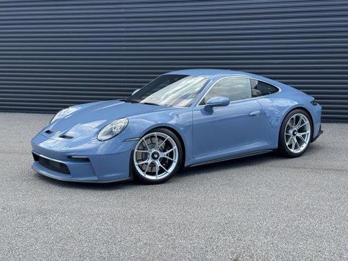 2023 Porsche 911 GT3 w/Touring Package