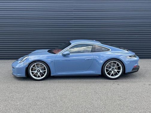 2023 Porsche 911 GT3 w/Touring Package