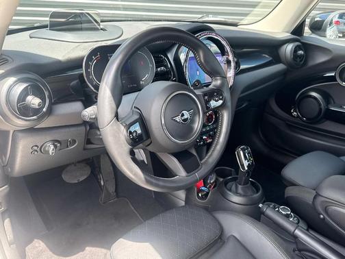 2022 MINI Hardtop Cooper S