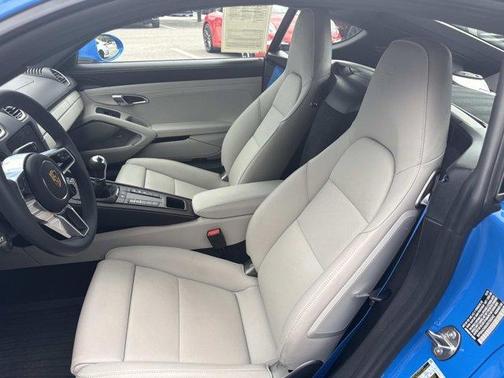 2025 Porsche 718 Cayman Base