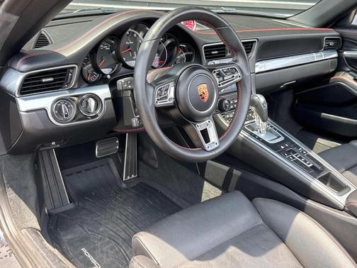 2019 Porsche 911 Turbo