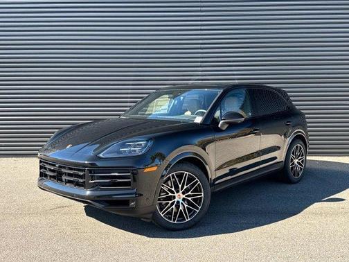 2025 Porsche Cayenne Base