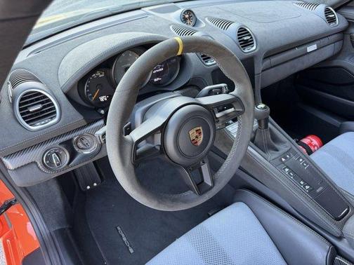 2023 Porsche 718 Cayman GT4 RS