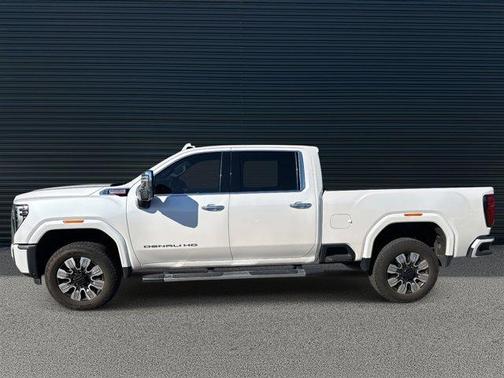 2024 GMC Sierra 2500 Denali
