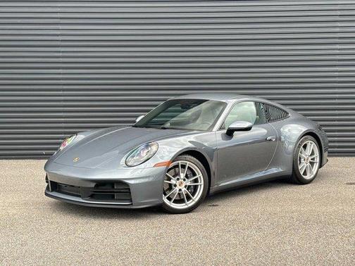 2025 Porsche 911 Carrera