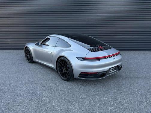 2023 Porsche 911 Carrera 4S