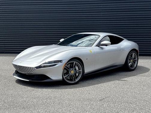 2023 Ferrari Roma Base