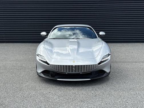 2023 Ferrari Roma Base