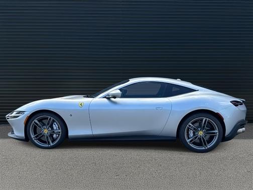 2023 Ferrari Roma Base