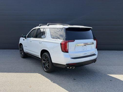 White Frost Tri-Coat 2024 GMC Yukon Denali