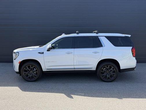 White Frost Tri-Coat 2024 GMC Yukon Denali