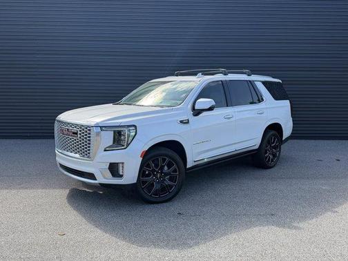 White Frost Tri-Coat 2024 GMC Yukon Denali