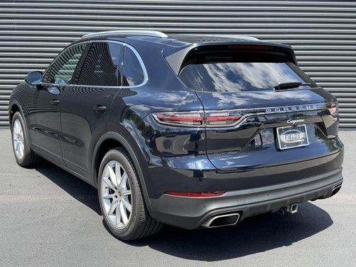 Moonlight Blue 2020 Porsche Cayenne Base
