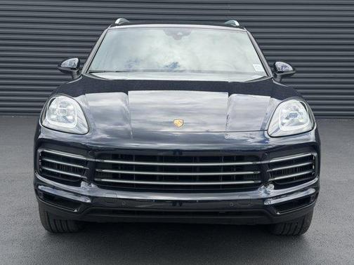 Moonlight Blue 2020 Porsche Cayenne Base
